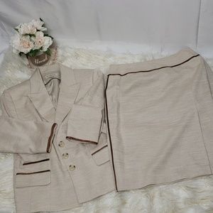 Amanda Smith Single Breasted Suit